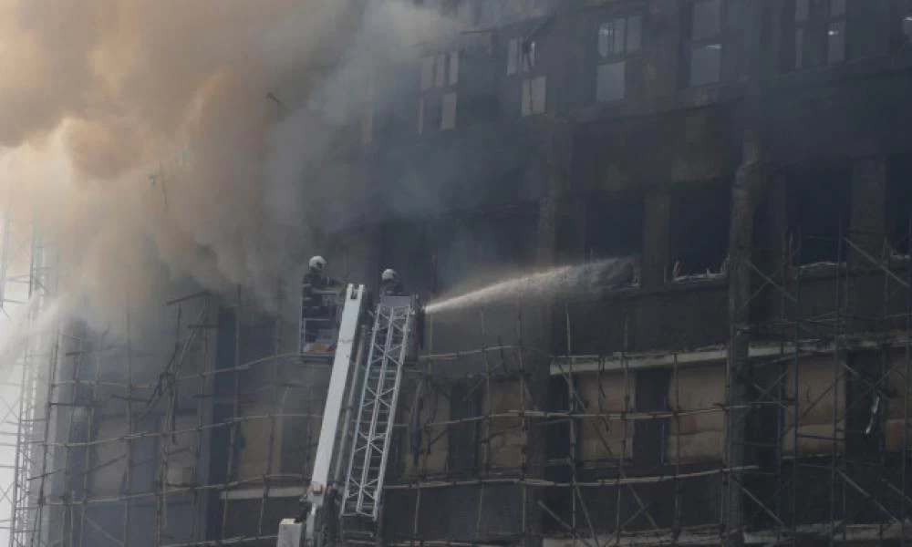 Τραγωδία στην Ινδία: Φωτιά σε ΜΕΘ κορονοϊού- Νεκροί πέντε ασθενείς